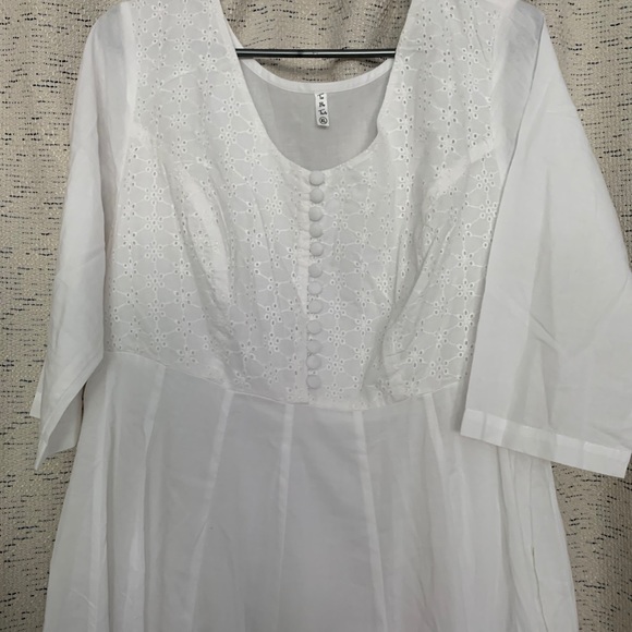 Full length cotton white dress - Picture 2 of 4